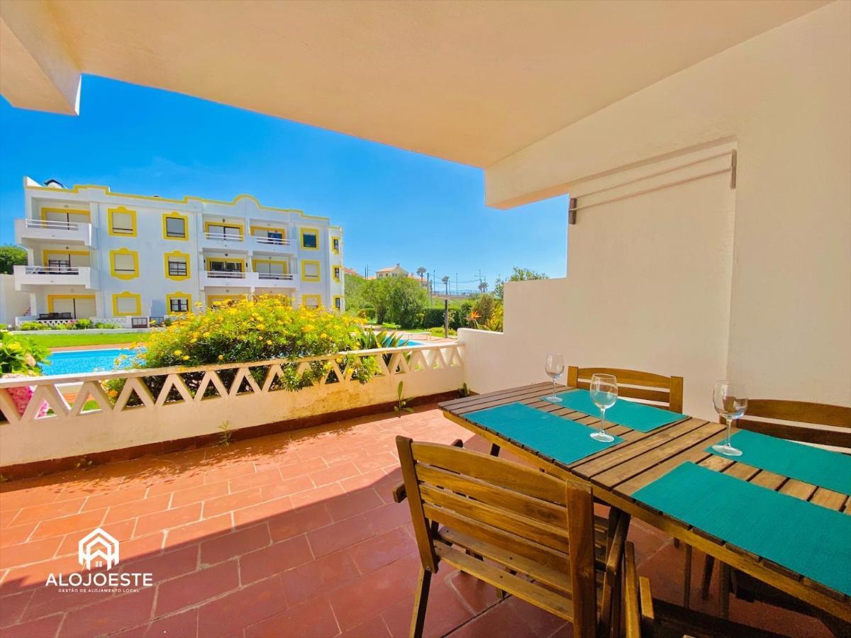 Água à Vista - Apto com 2 quartos e Piscina Ericeira Extérieur photo