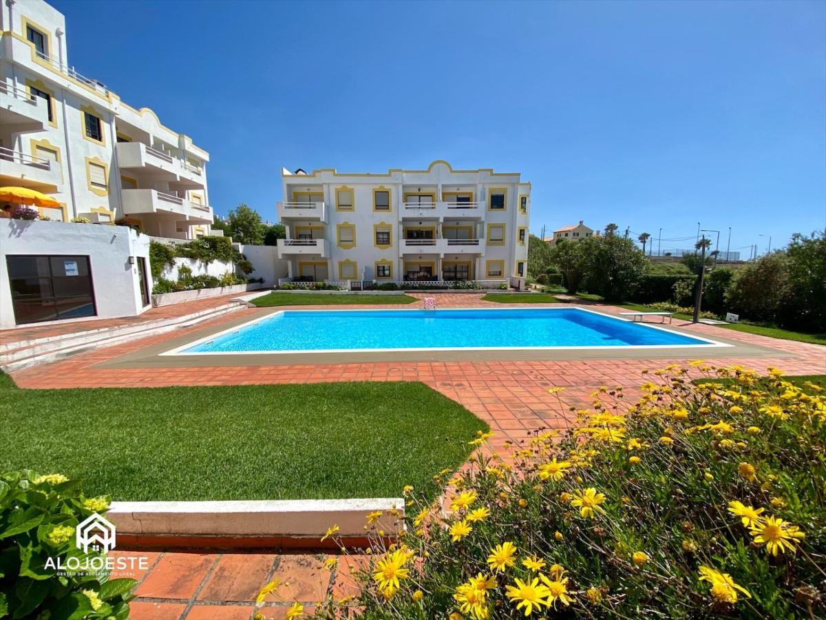 Água à Vista - Apto com 2 quartos e Piscina Ericeira Extérieur photo
